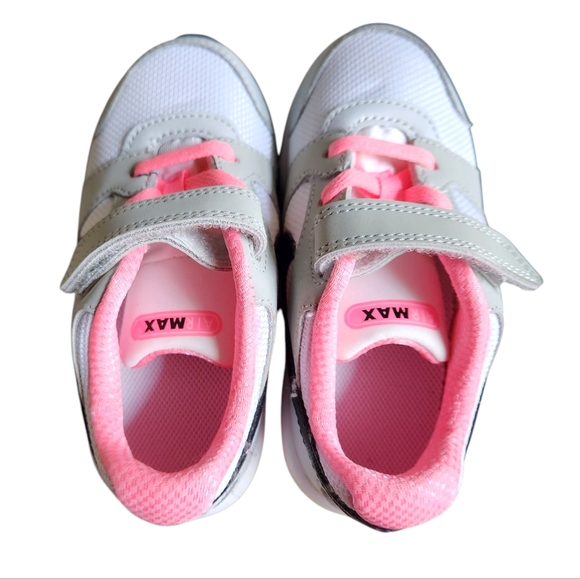 Air Max Coliseum Racer Kids Size 9C White Pink Black - Picture 6 of 8